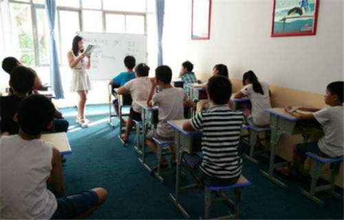 中小学补习班加盟费用解析 31.38万元总投资一览及投资要点提醒